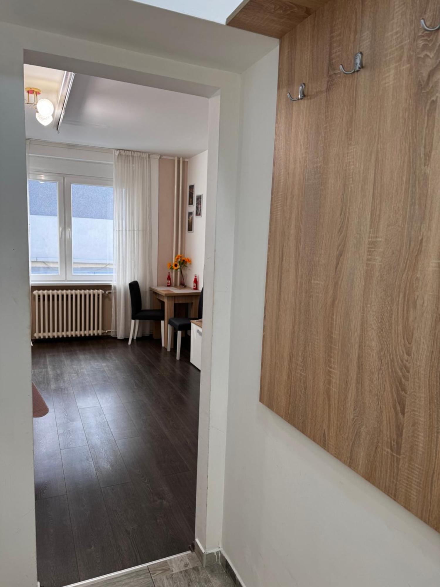 Post Apartmani A-1 Нови-Сад Экстерьер фото